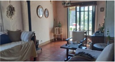 Casa amplia con cochera en Tigre